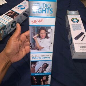 Studio Lights Cordless Make-Up Lighting